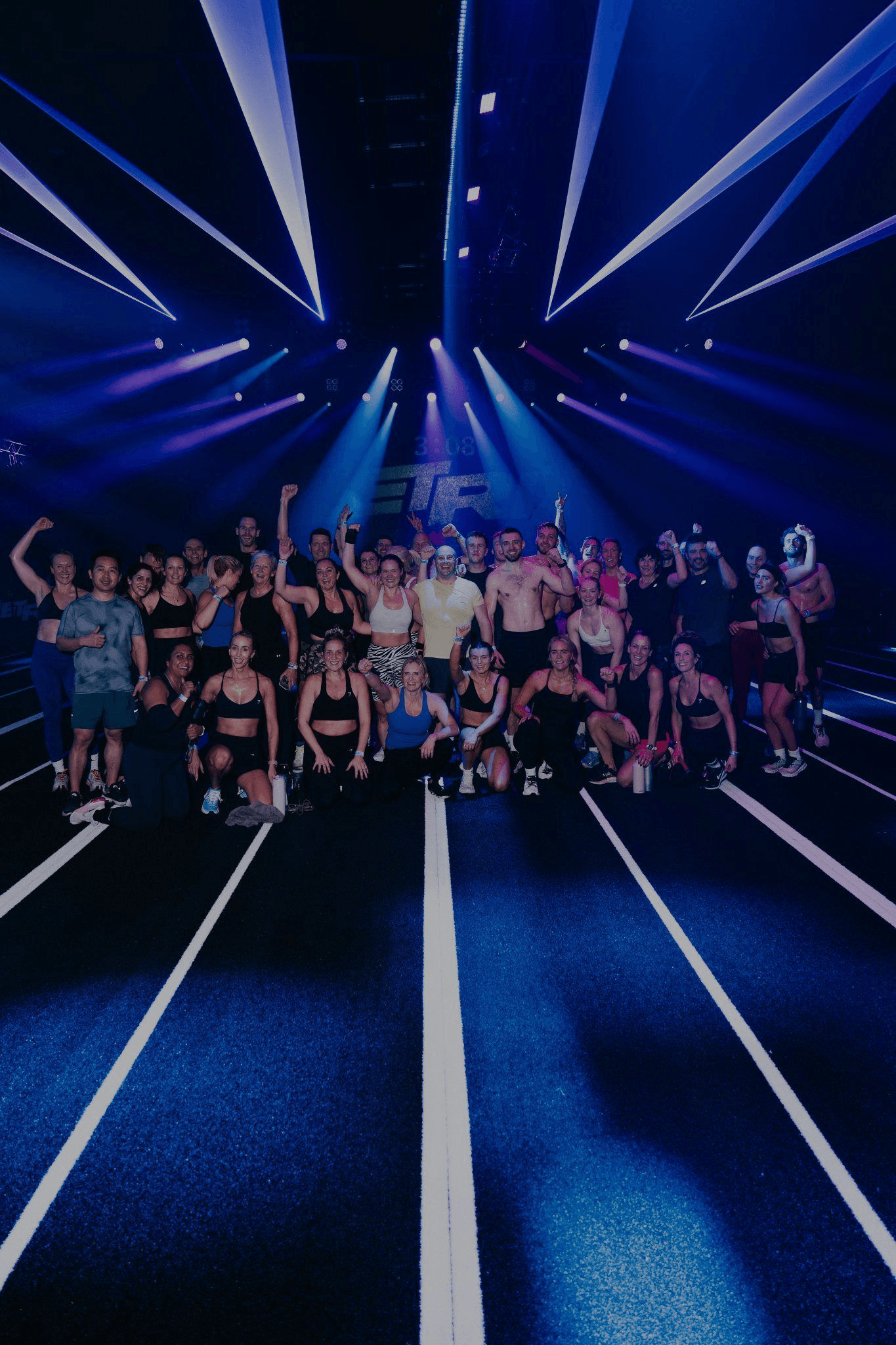 Full wave — 40 athletes competing together at METRIX
